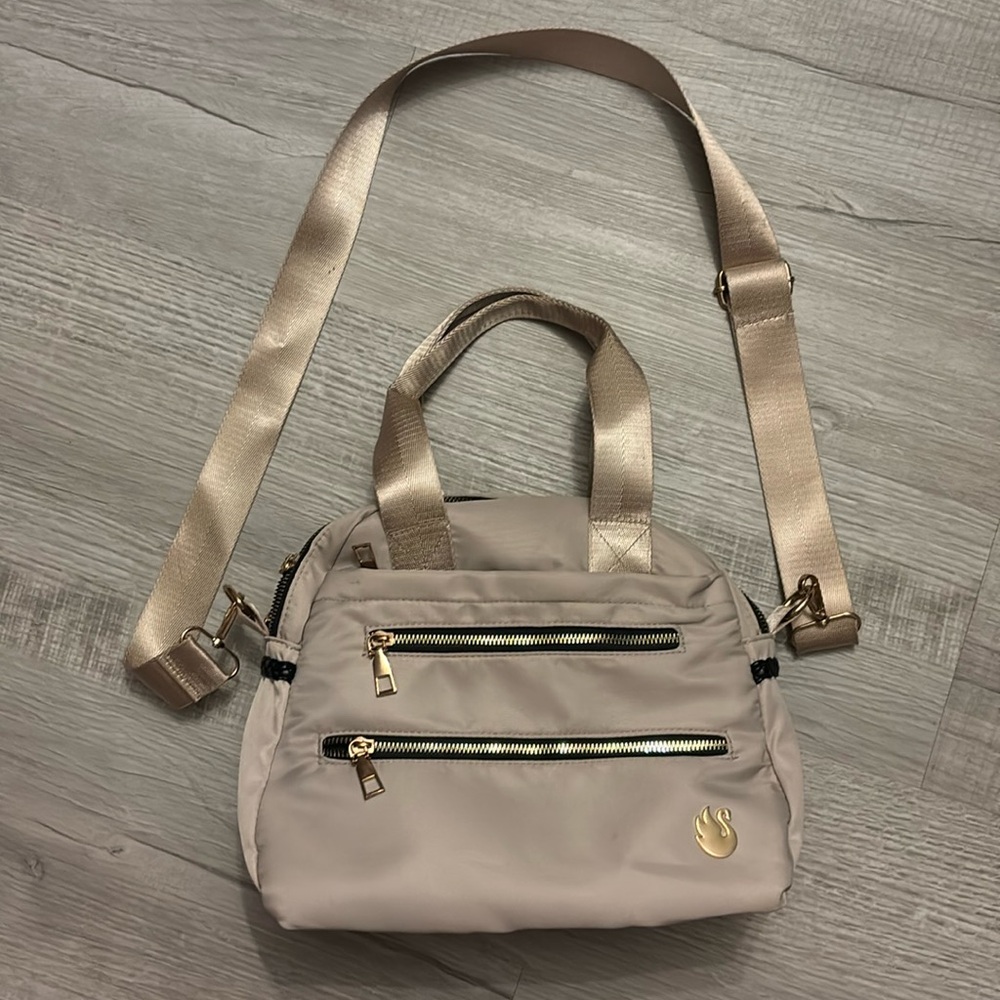 Gloria Vanderbilt beige and gold nylon crossbody bag
